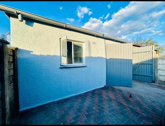 3 BEDROOM HOUSE FOR SALE IN VANDERBIJLPARK CW 5